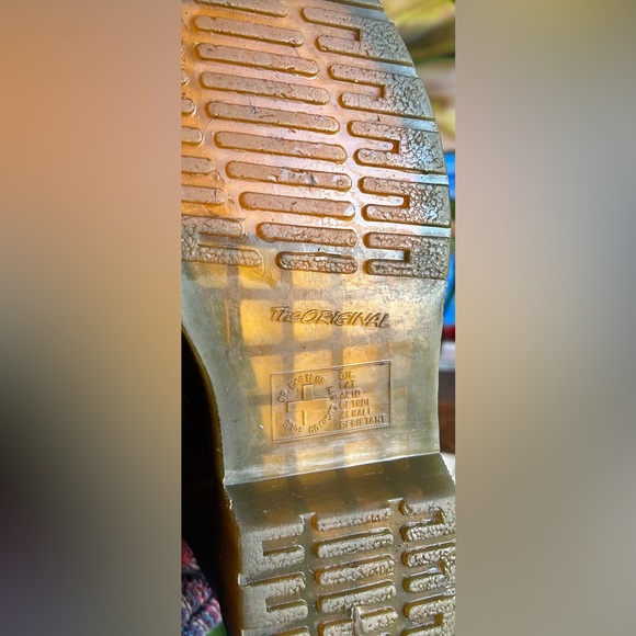 Dr. Martens 1460 Boot - Women's used good condition - Picture 5 of 7